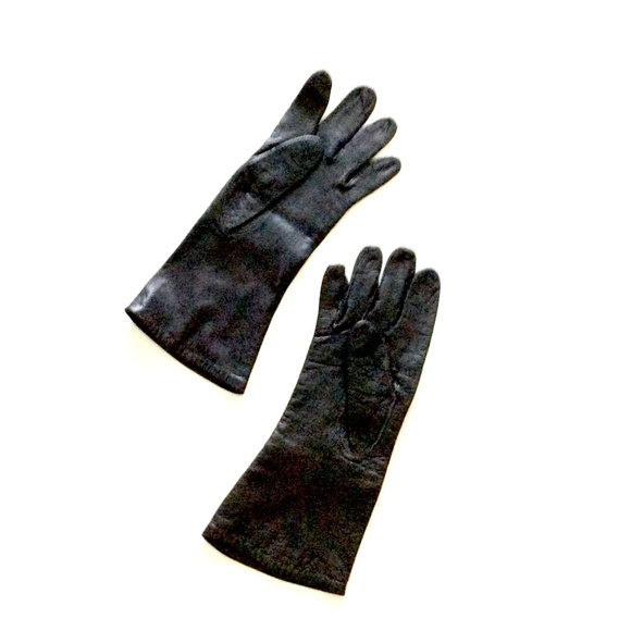 Women’s Soft Kidskin Leather Thin Black Gloves Made in France *VERY RARE FIND*